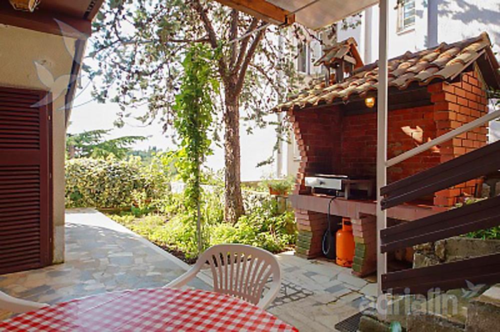 Simper Apartment *